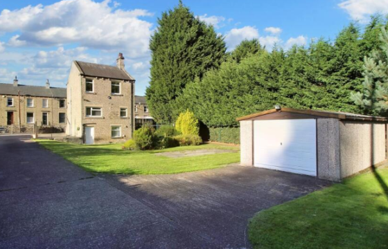 House & Plot in  Brockholes photo